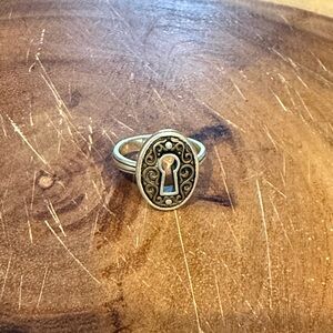James Avery Retired Keyhole Ring 925 Silver and Bronze
